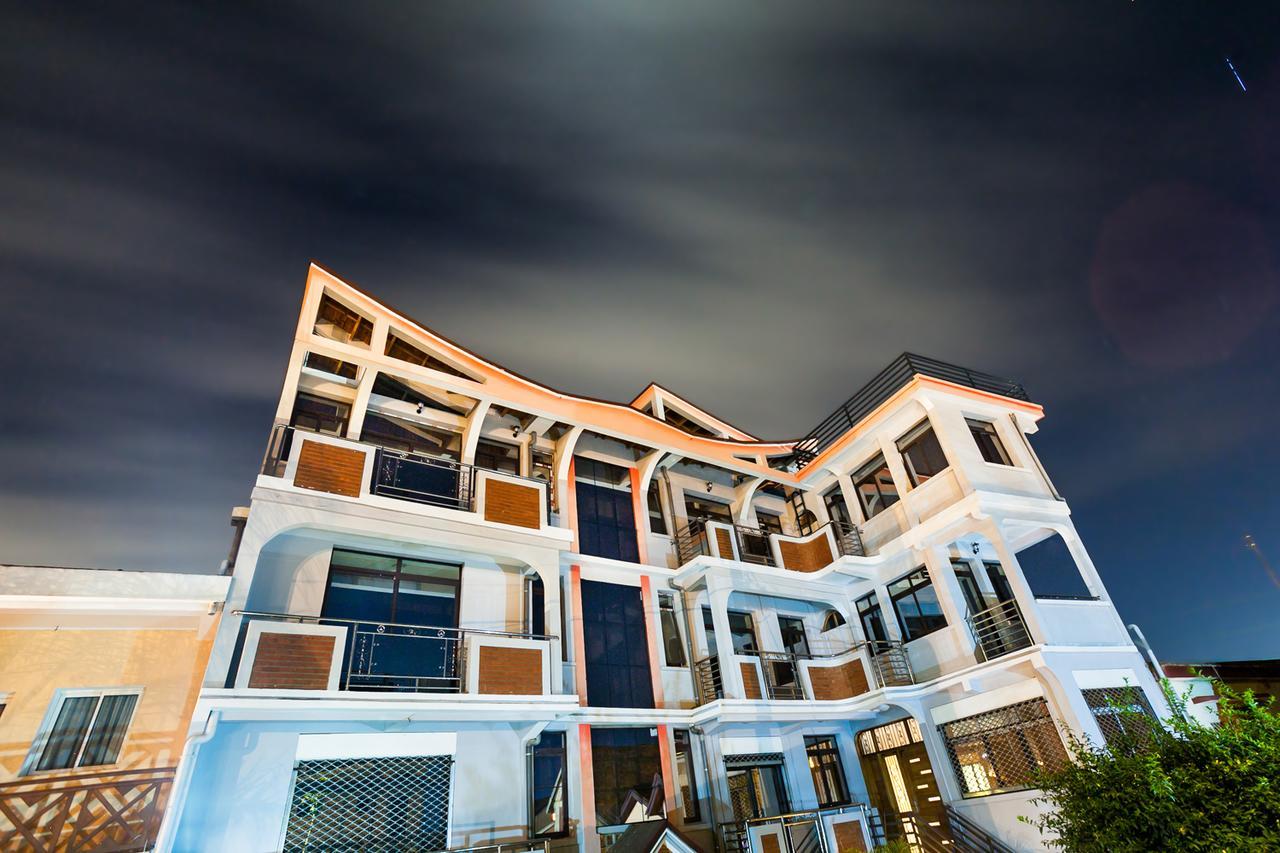 Oceanis Home & Voyages Ivato  Exterior foto